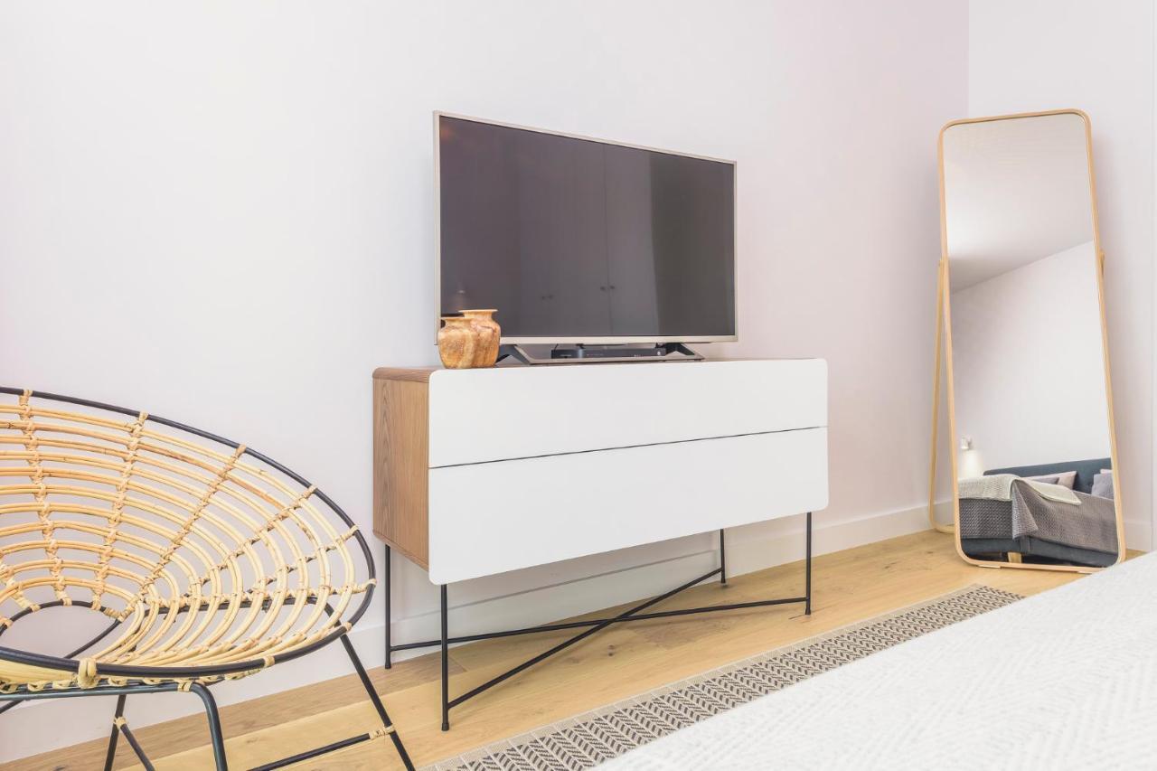 Novis Apartments Panorama View ワルシャワ エクステリア 写真